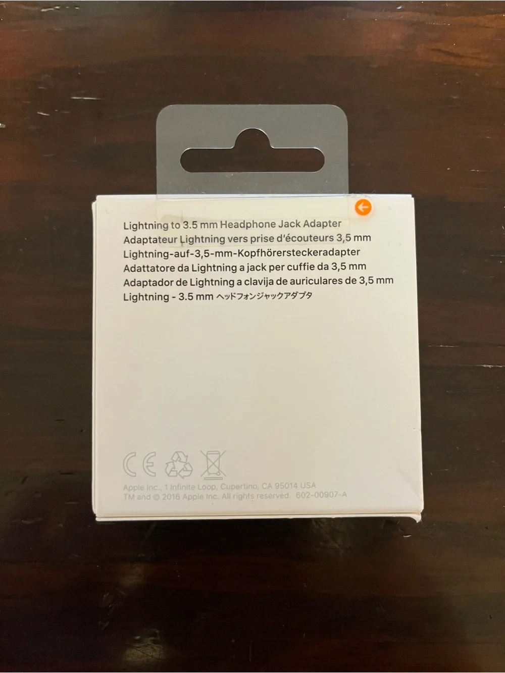 Apple headphones lightning